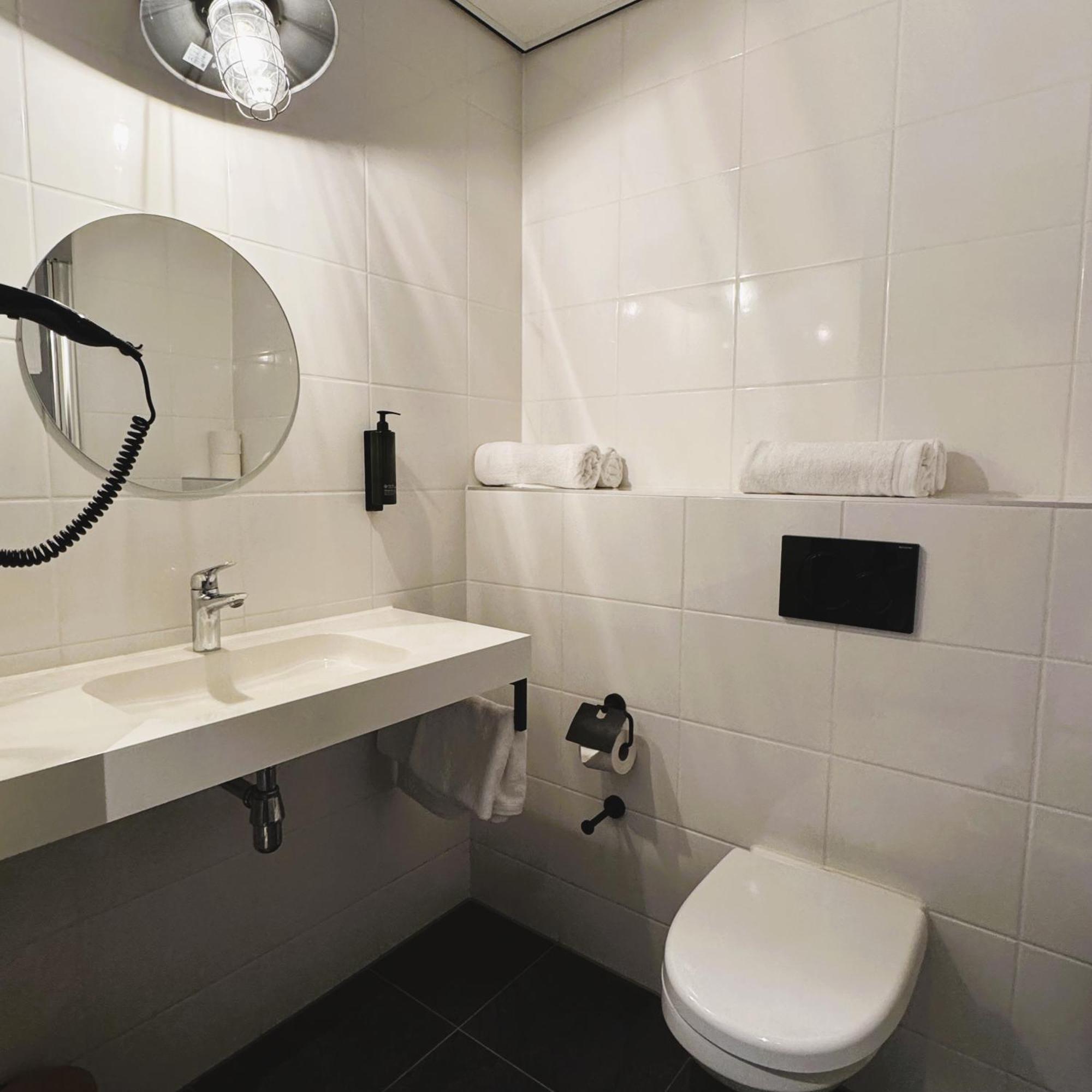 Hotel Emilia Kaatsheuvel Δωμάτιο φωτογραφία