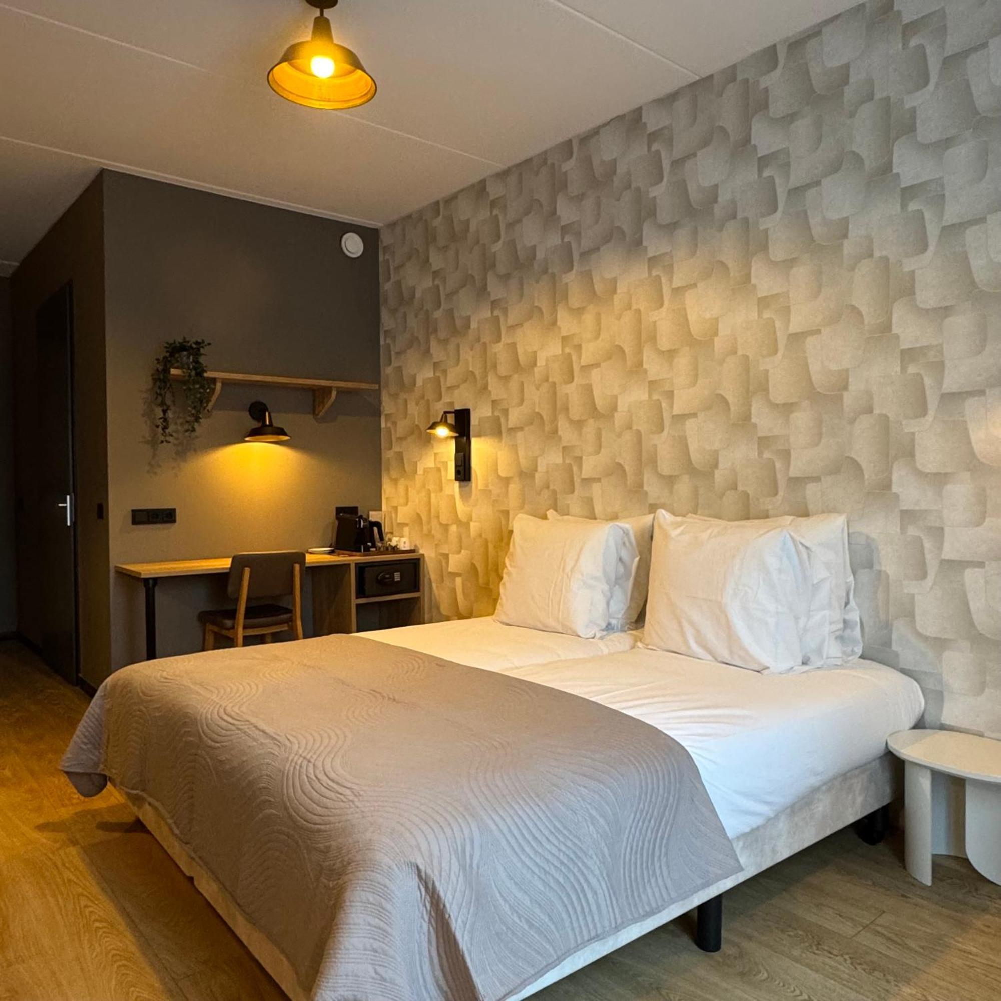 Hotel Emilia Kaatsheuvel Εξωτερικό φωτογραφία
