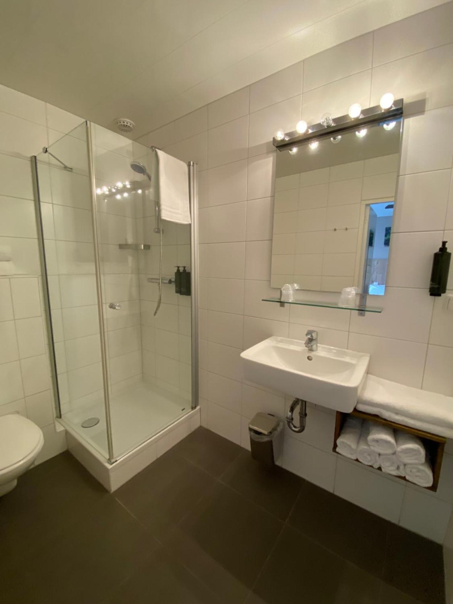 Hotel Emilia Kaatsheuvel Εξωτερικό φωτογραφία
